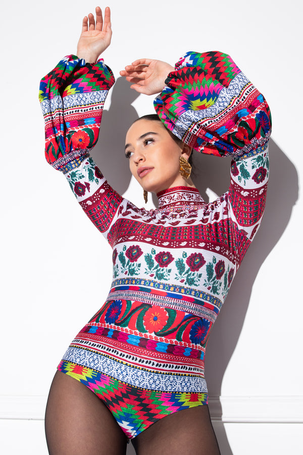 Juhana Czukormadár Csángó body